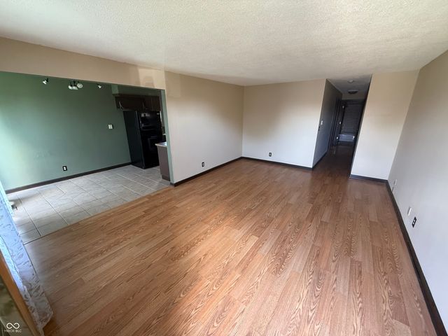 2721 Del Prado Drive, Indianapolis, IN 46227