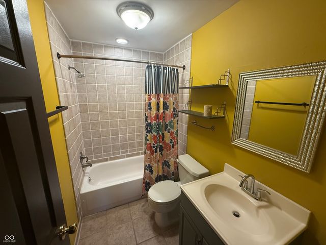 2721 Del Prado Drive, Indianapolis, IN 46227
