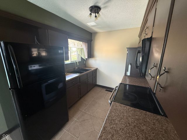 2721 Del Prado Drive, Indianapolis, IN 46227