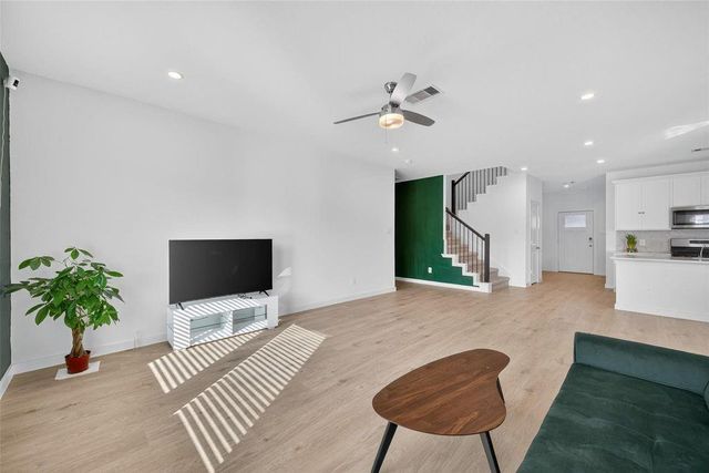 30611 Castle Cove Dr, Fulshear, TX 77423