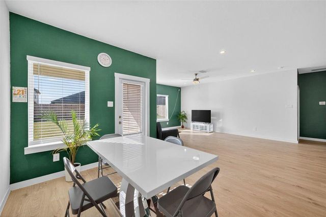 30611 Castle Cove Dr, Fulshear, TX 77423