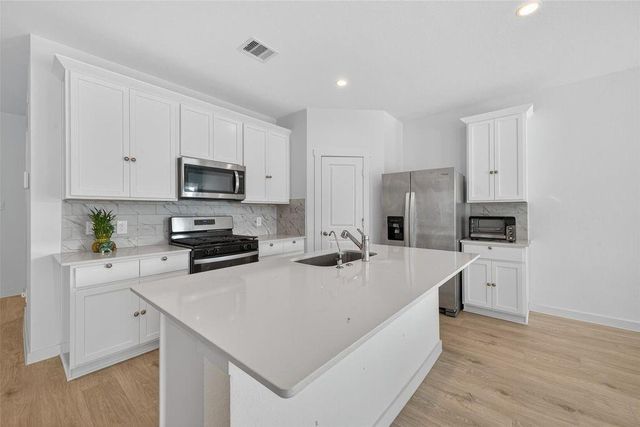 30611 Castle Cove Dr, Fulshear, TX 77423