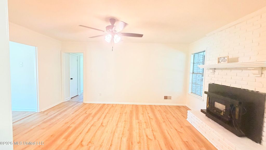 827 Dinwiddie Cove, Southaven, MS 38671 — photo 5