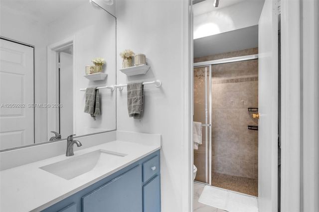 1551 NW 98th Way, Pembroke Pines, FL 33024