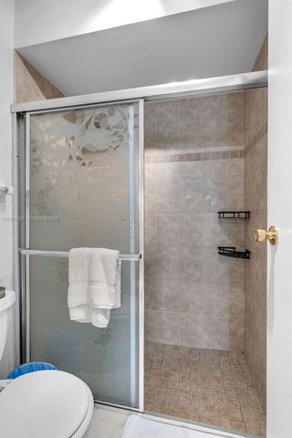1551 NW 98th Way, Pembroke Pines, FL 33024