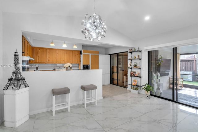 1551 NW 98th Way, Pembroke Pines, FL 33024