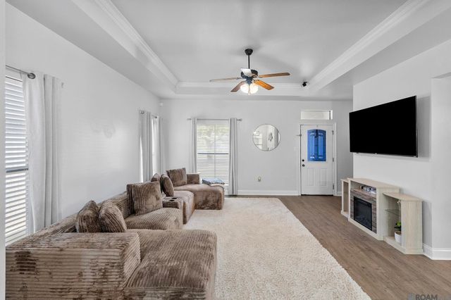 40535 Cross Ridge Ave, Gonzales, LA 70737