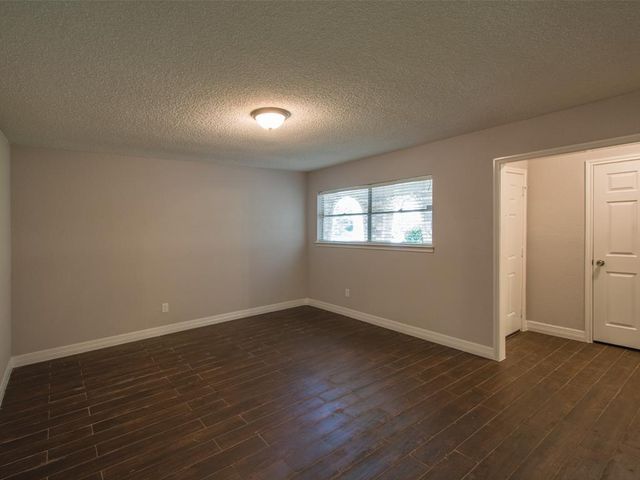 6510 Reamer Street, Houston, TX 77074