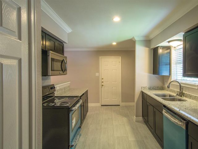 6510 Reamer Street, Houston, TX 77074