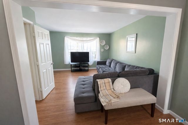 46 Chamberlain Street B, New Haven, CT 06512