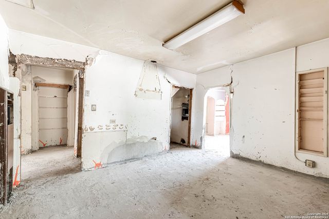 1409 Kentucky, San Antonio, TX 78201
