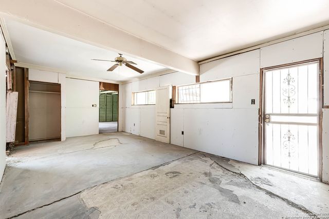 1409 Kentucky, San Antonio, TX 78201