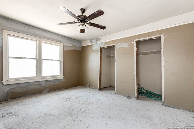 1409 Kentucky, San Antonio, TX 78201