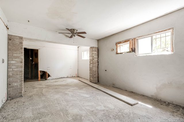 1409 Kentucky, San Antonio, TX 78201