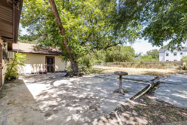 1409 Kentucky, San Antonio, TX 78201