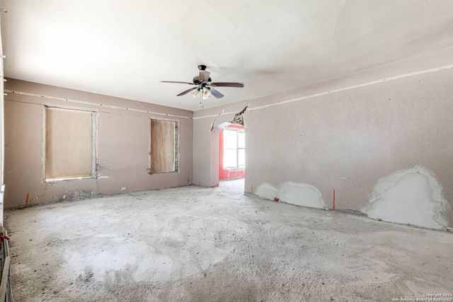 1409 Kentucky, San Antonio, TX 78201