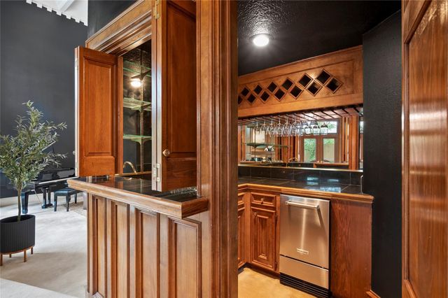 14022 Champions Hamlet Court, Houston, TX 77069