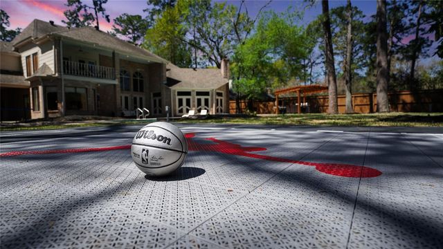 14022 Champions Hamlet Court, Houston, TX 77069