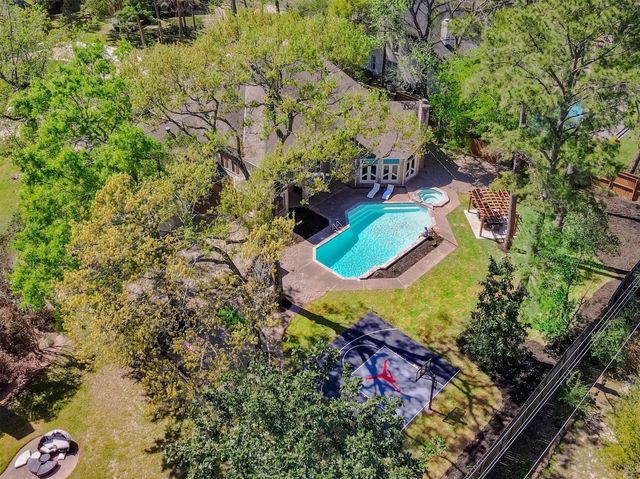14022 Champions Hamlet Court, Houston, TX 77069