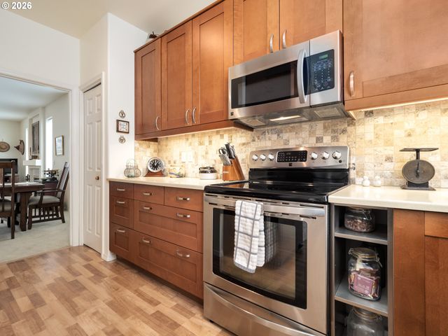 15576 Sw PERIDOT Way, Beaverton, OR 97007