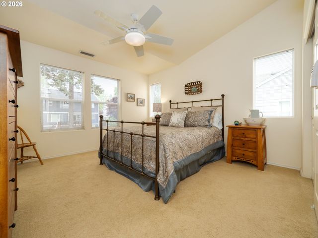 15576 Sw PERIDOT Way, Beaverton, OR 97007