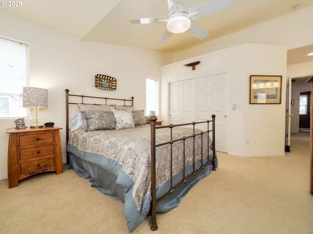 15576 Sw PERIDOT Way, Beaverton, OR 97007