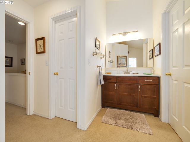 15576 Sw PERIDOT Way, Beaverton, OR 97007