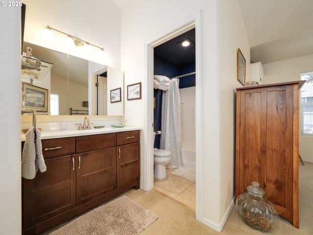 15576 Sw PERIDOT Way, Beaverton, OR 97007