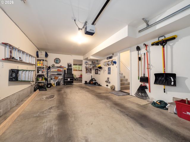 15576 Sw PERIDOT Way, Beaverton, OR 97007