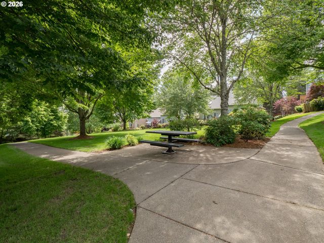 15576 Sw PERIDOT Way, Beaverton, OR 97007