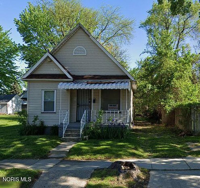 702 Indiana Avenue, Toledo, OH 43604