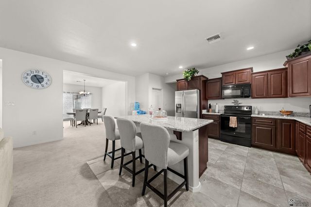 5786 E 44th Pkwy, Yuma, AZ 85365