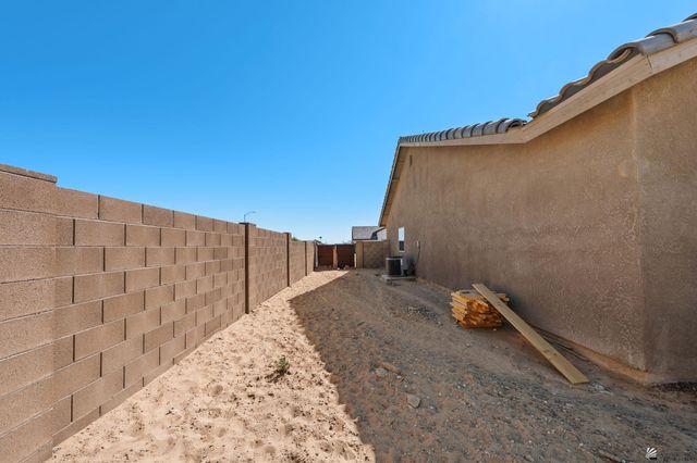 5786 E 44th Pkwy, Yuma, AZ 85365