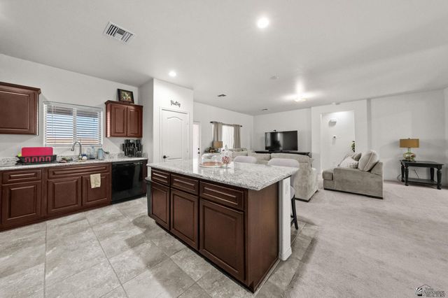 5786 E 44th Pkwy, Yuma, AZ 85365