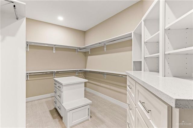 601 W La Pointe Avenue, Alton, TX 78573