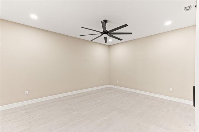601 W La Pointe Avenue, Alton, TX 78573