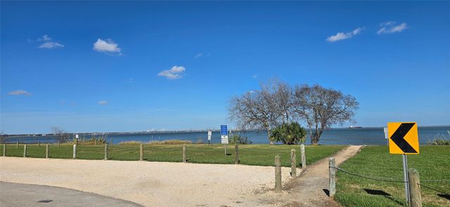 0 Baywood Avenue, Shoreacres, TX 77571