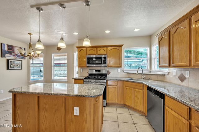3081 TIERRA HUMEDA Drive, El Paso, TX 79938