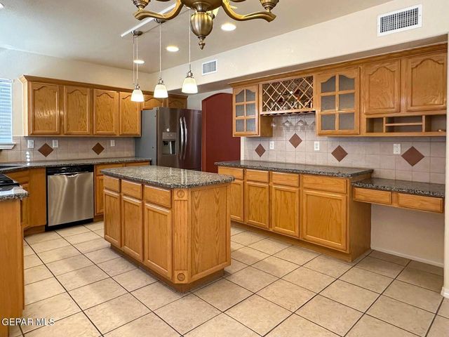 3081 TIERRA HUMEDA Drive, El Paso, TX 79938
