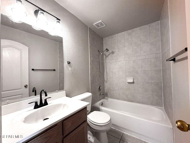 3081 TIERRA HUMEDA Drive, El Paso, TX 79938