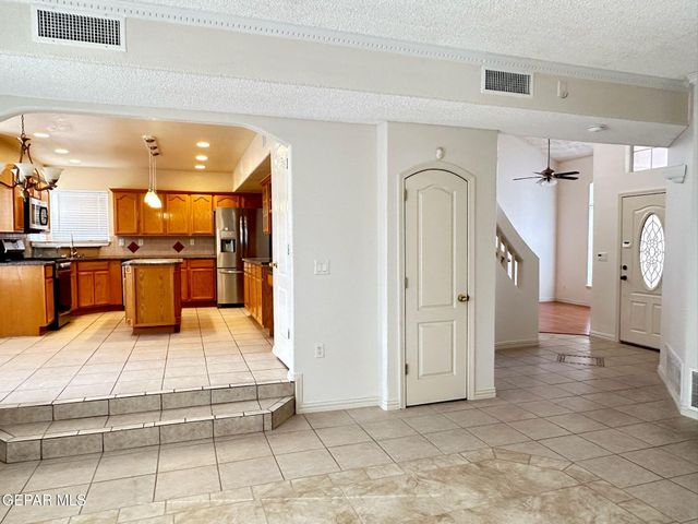 3081 TIERRA HUMEDA Drive, El Paso, TX 79938