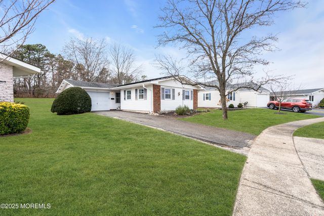 57 Whitman Street, Brick, NJ 08724