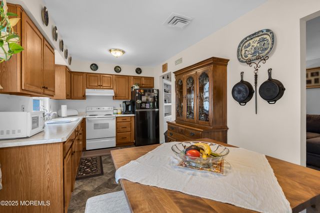 57 Whitman Street, Brick, NJ 08724