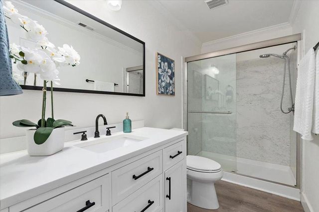 17171 Creekside Circle, Morgan Hill, CA 95037