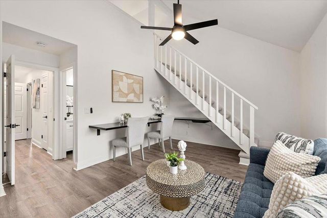 17171 Creekside Circle, Morgan Hill, CA 95037