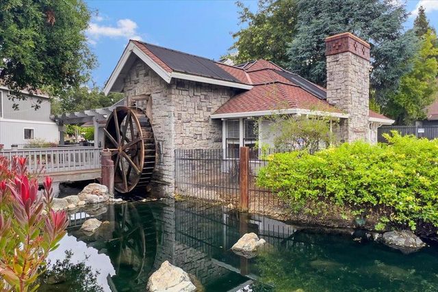 17171 Creekside Circle, Morgan Hill, CA 95037