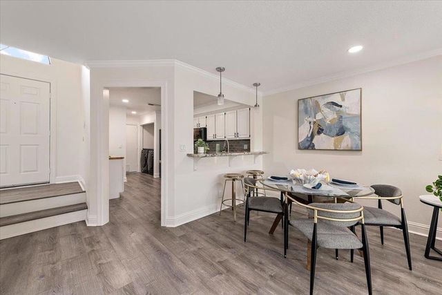 17171 Creekside Circle, Morgan Hill, CA 95037
