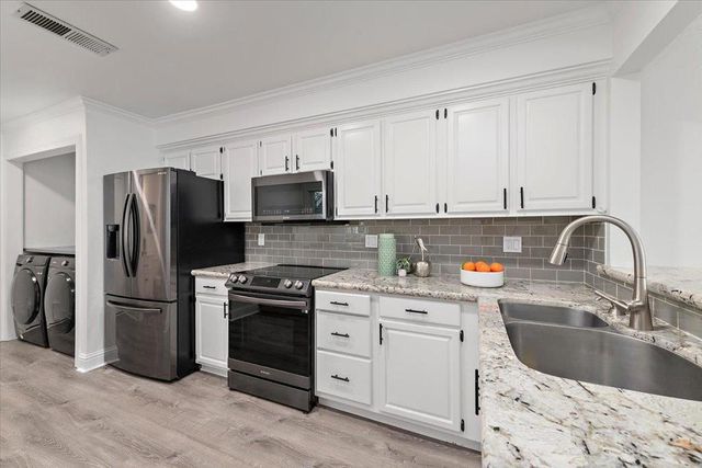 17171 Creekside Circle, Morgan Hill, CA 95037