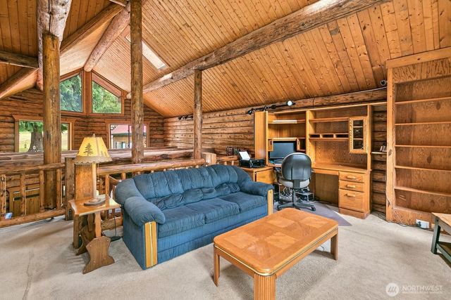 8643 Winslow Drive SW, Olympia, WA 98512