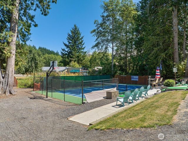 8643 Winslow Drive SW, Olympia, WA 98512